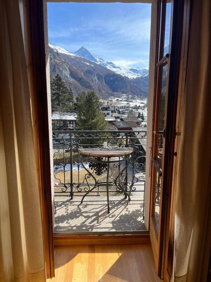 Heida, Studio Ensoleille Au Village Avec Magnifique Vue Sur La Dent-Blanche Evolène Exterior foto